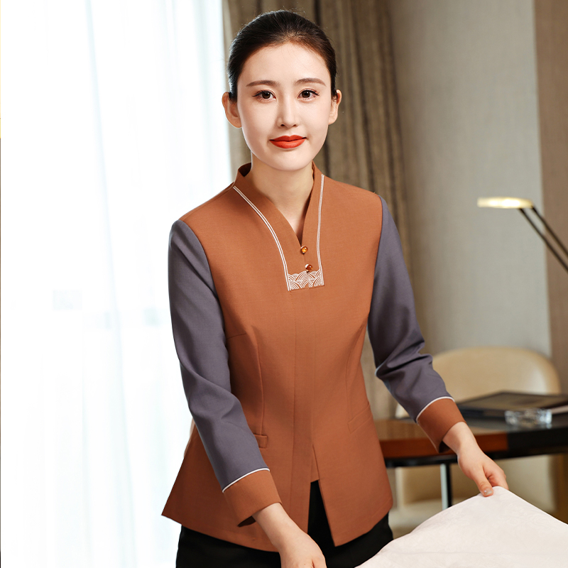 HT032-1550-12女秋冬保洁服